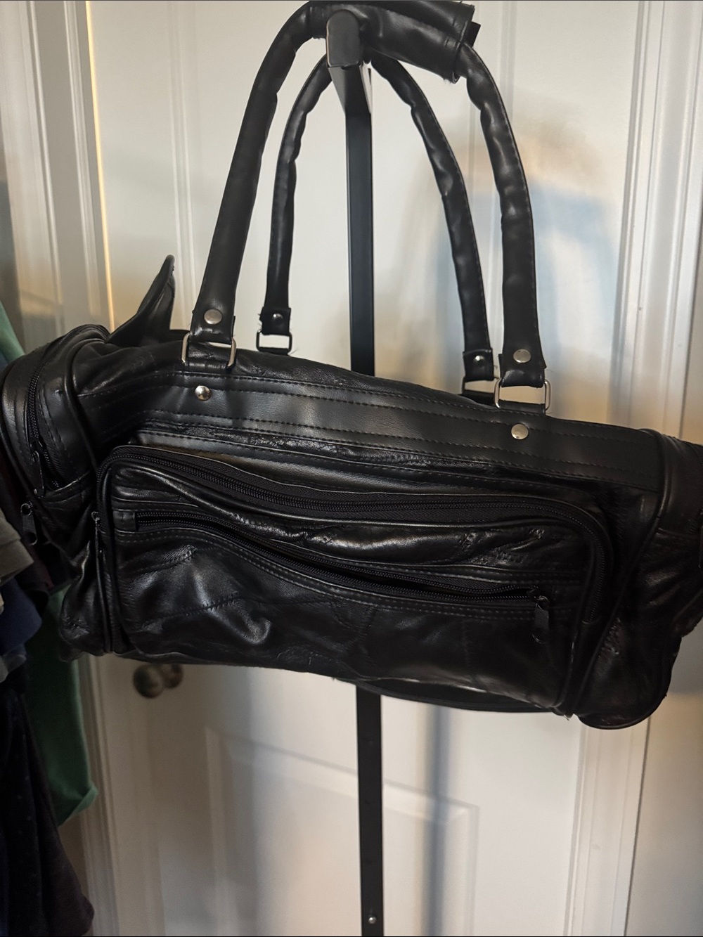 Black Leather Men's Shoulder Bag - Sleek Carryall